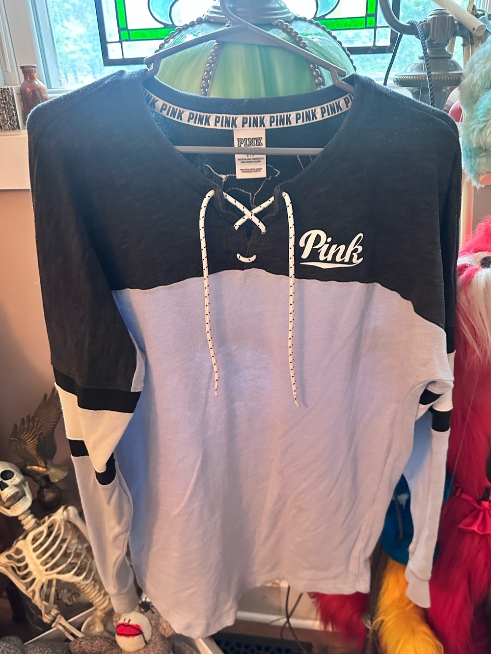 PINK Victoria's Secret Black & Light Purple Lace-Up Colorblock Hoodie